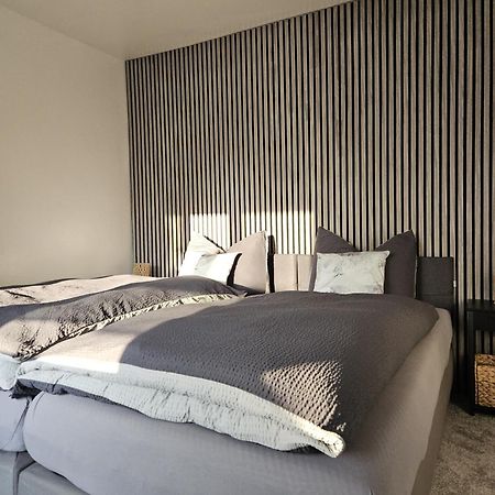 Gemuetliche Ferienwohnung Im Westerwald - "Ferienwohnung Grau" Weitefeld エクステリア 写真